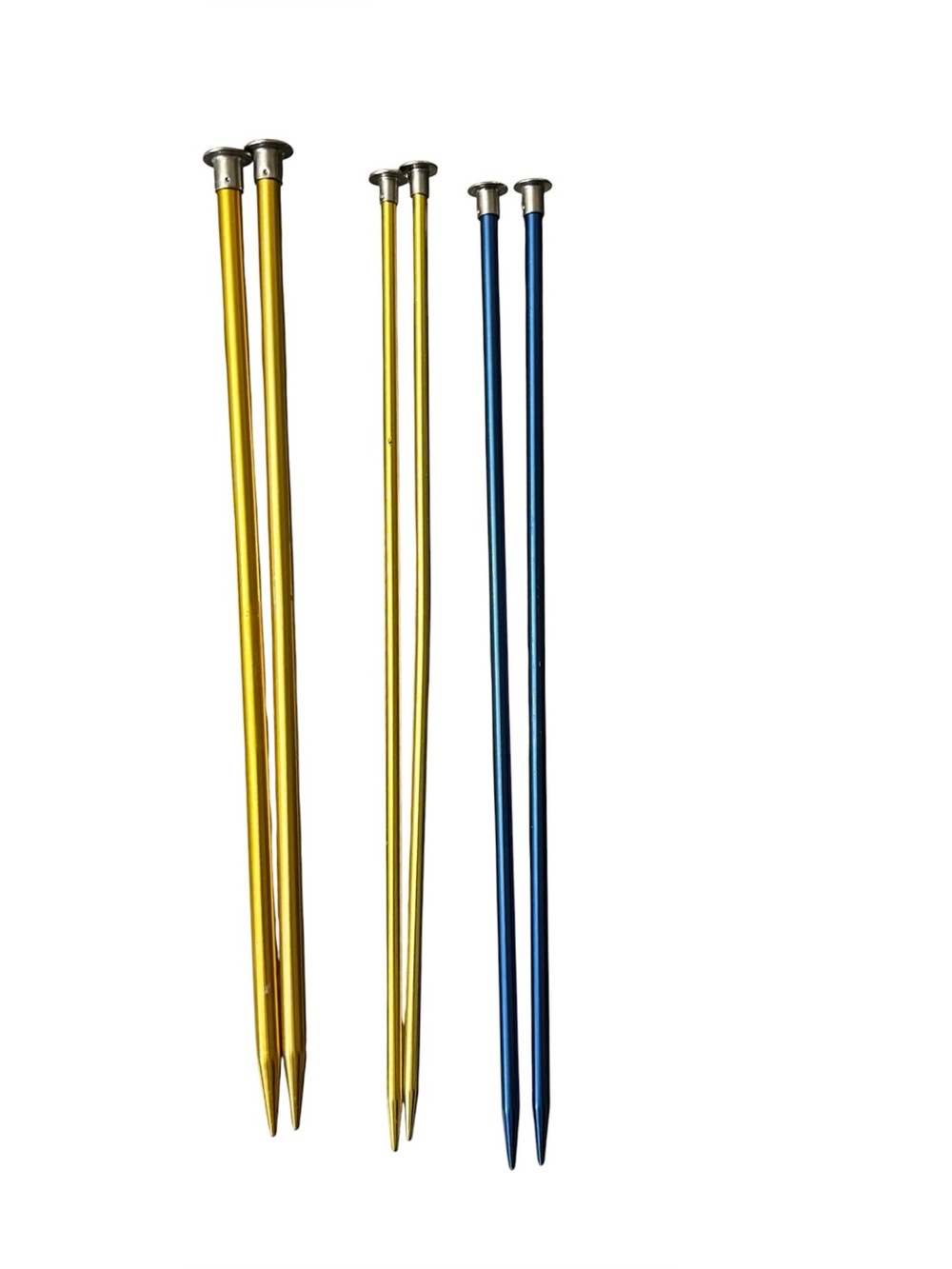 Boye gold and blue vintage aluminum
 Single-point knitting needles.